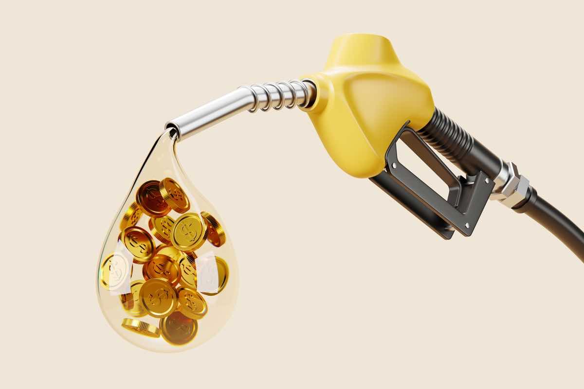 Benzina rincaro diesel
