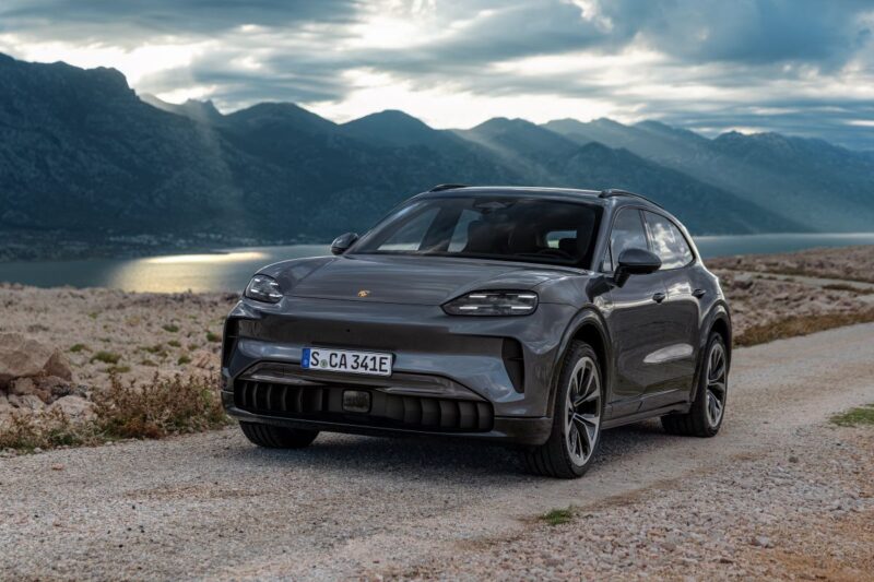 La nuova Porsche Cayenne Electric