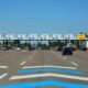 Autostrada, barriera con caselli.