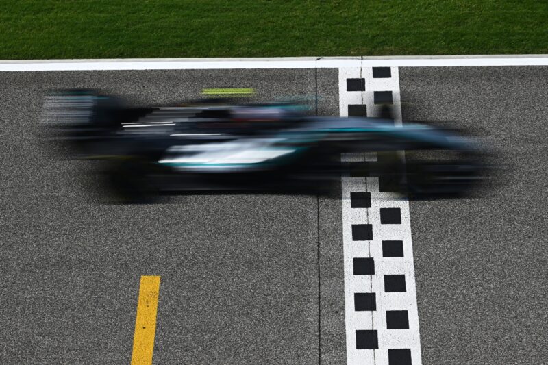 Mercedes-AMG F1 W17 E Performance