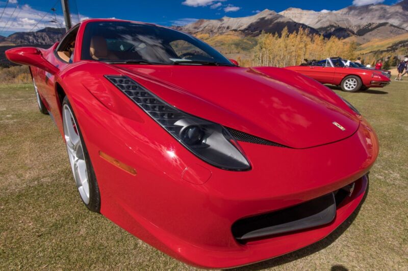 Ferrari 458 Italia rossa.