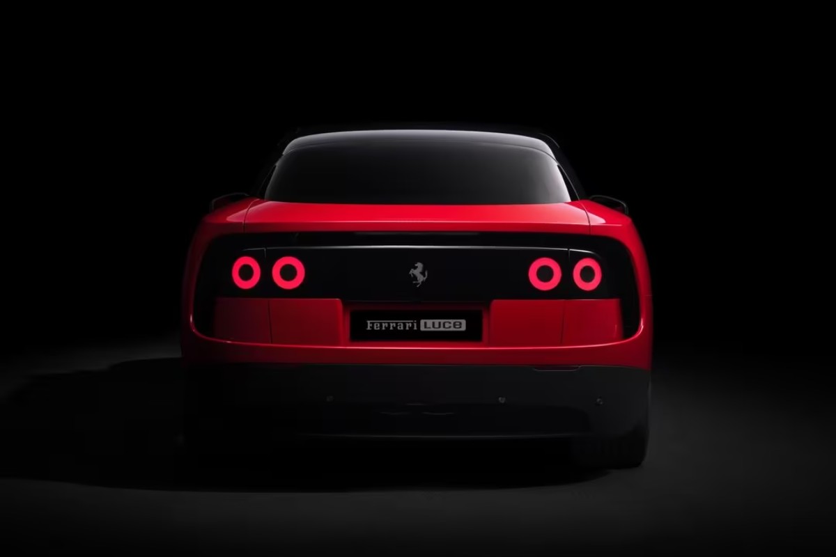 La nuova Ferrari Luce, elettrica.
