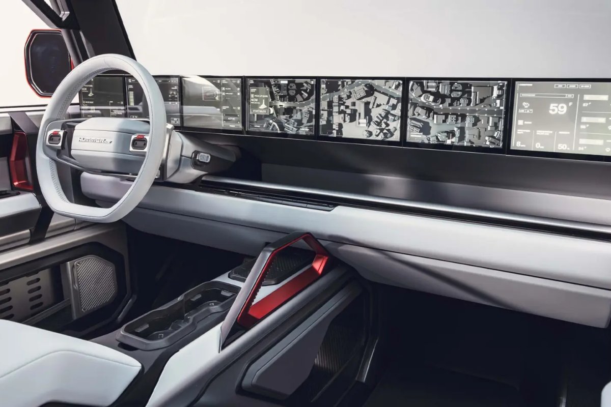 Vista degli interni dell'Hummer X concept.